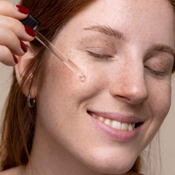 Experience deep hydration with our Hyaluronic Acid Serum. Achieve plump and radiant skin for a youthful complexion.